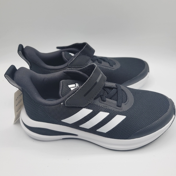 Adidas youth shoes - Picture 3 of 4